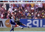 英雄联盟总决赛-国际杯赛见证历史辉煌，球员们展现出色技术的简单介绍