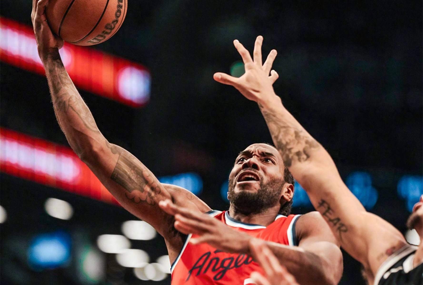 快船前锋莱昂纳德成为核心球员 快船前锋莱昂纳德成为核心球员