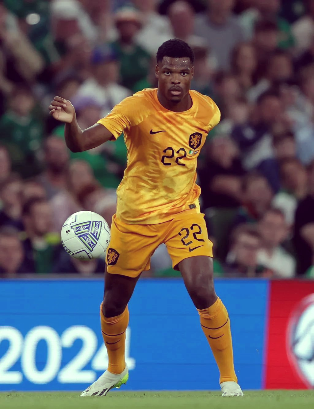 欧锦赛预选赛:荷兰憾负土耳其,艰难扭转不利形势的简单介绍 欧锦赛预选赛:荷兰憾负土耳其,艰难扭转不利形势的简单介绍