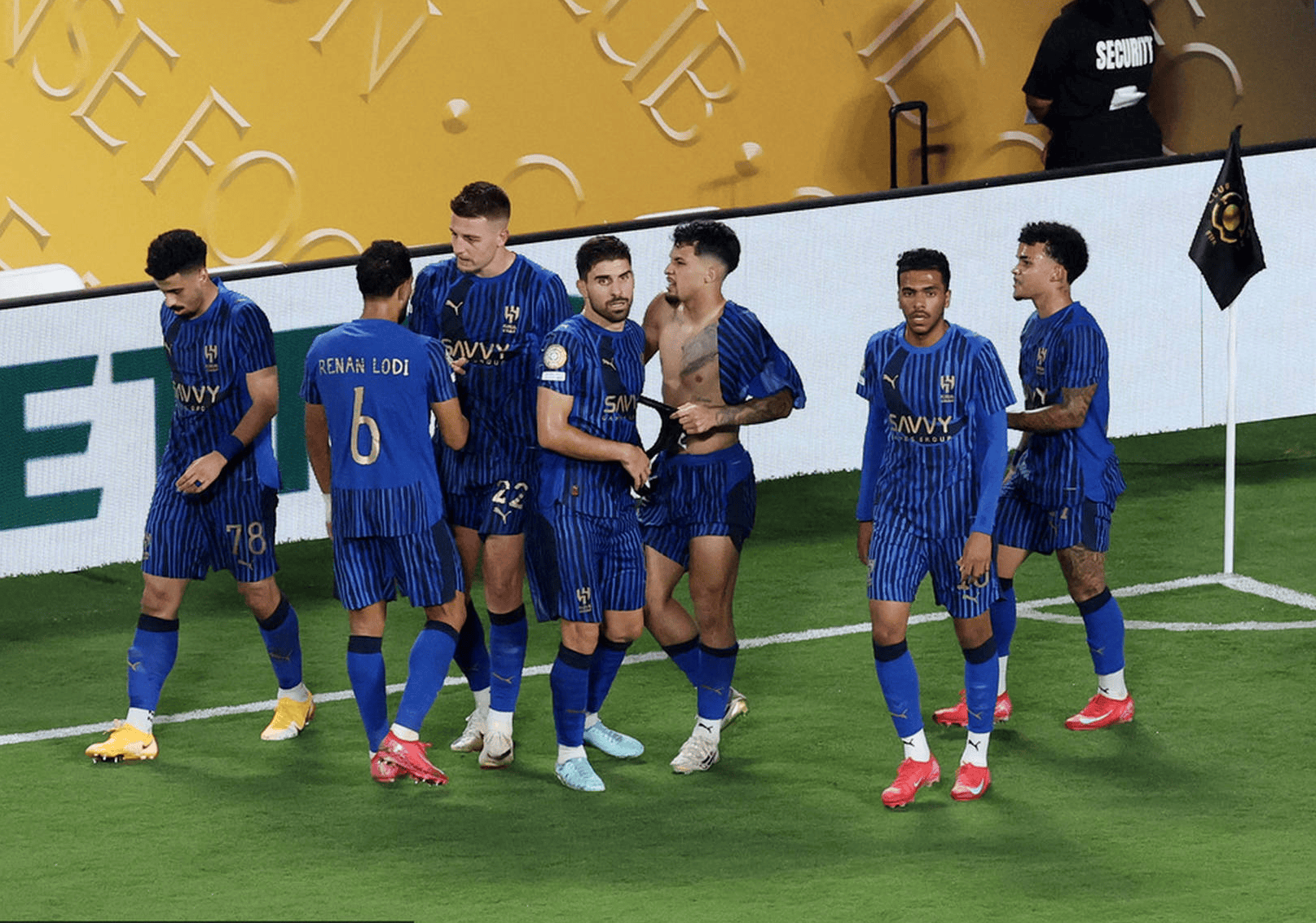 多特蒙德攻击线升级,击败对手 多特蒙德攻击线升级,击败对手