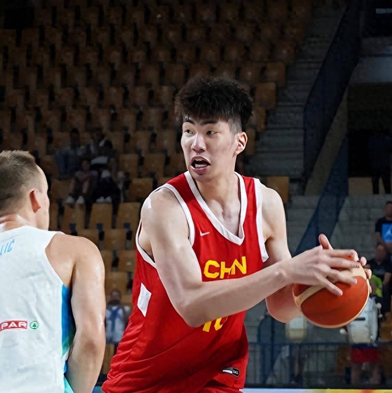 厄立特里亚球员在国际篮球联赛中崭露头角 厄立特里亚球员在国际篮球联赛中崭露头角