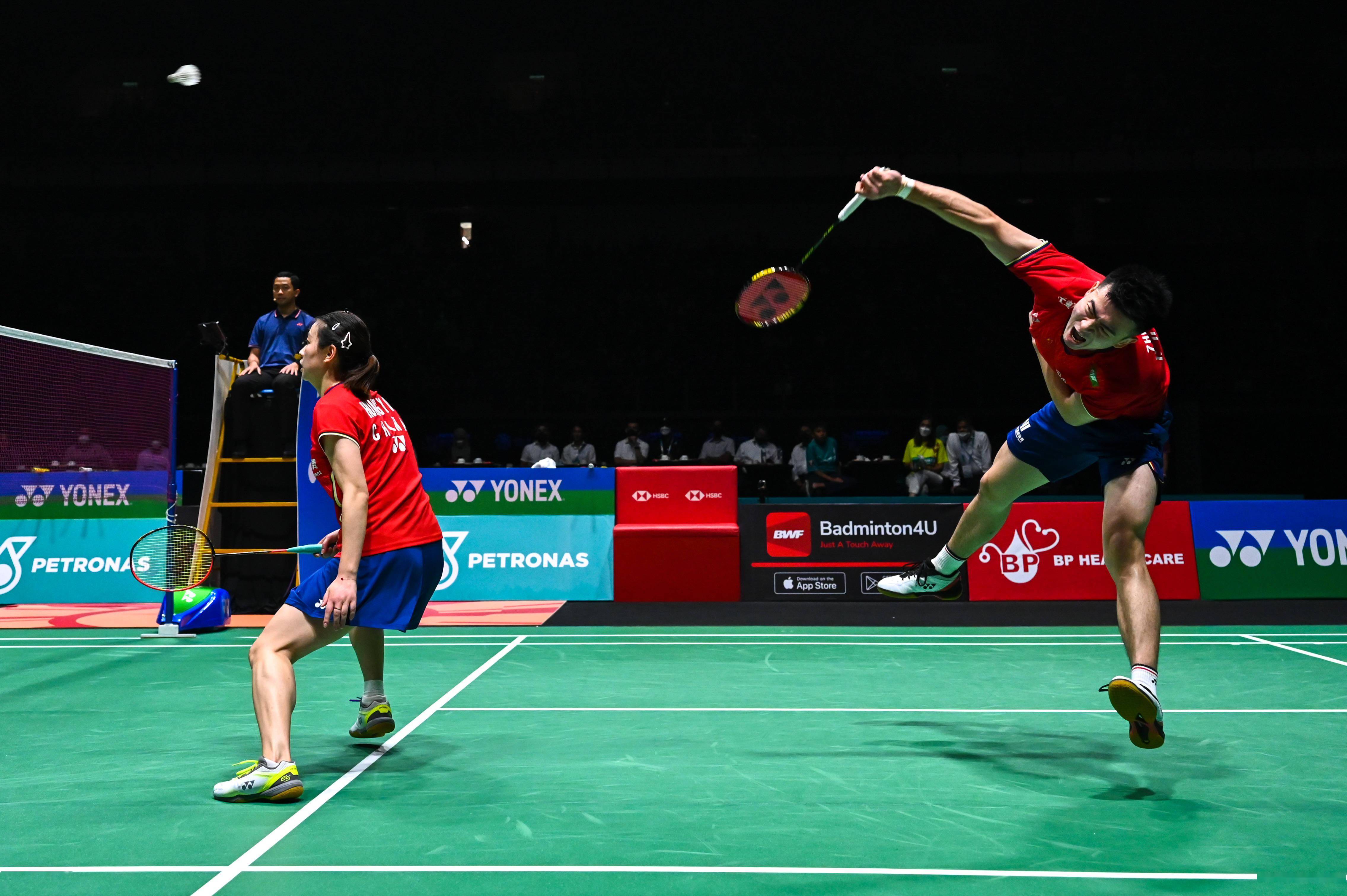 马来西亚队翻盘丹麦队，郑思维扛起全队