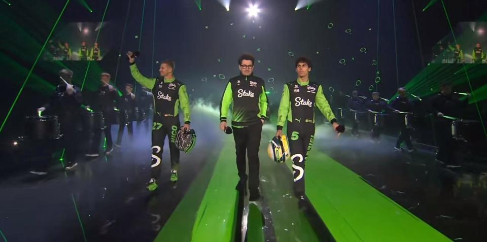 法拉利轻取索伯车队，塞恩斯扛起全队