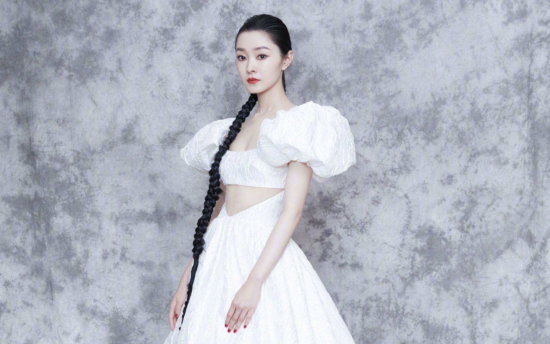 巴黎雨夜，加克波的三次射击，足球场上的致命武器如何精确摧毁维京铁幕